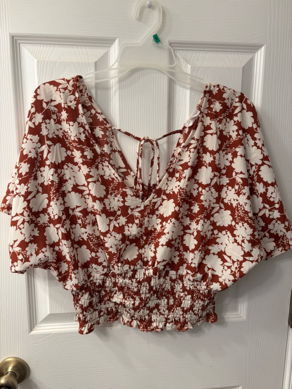 Women’s Rust Floral V-Neck Short Sleeve Top